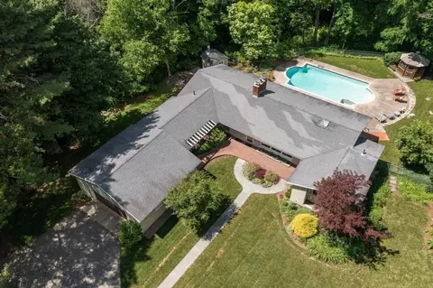 5 Greystone Rd, Dover, MA 02030 photo 2