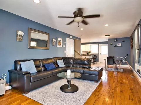 Living - 40 Winchester #9, Fall River, MA 02721 photo 1 of 5