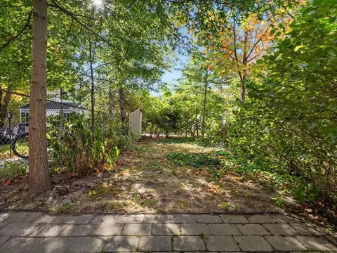 Exterior - 641 E 6th St, Boston, MA 02127 photo 4 of 9