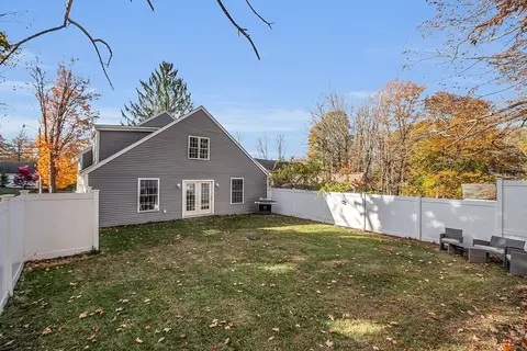 20 Main St, Ashburnham, MA 01430 photo 2