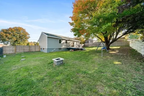 413 Pokross St, Fall River, MA 02724 photo 26
