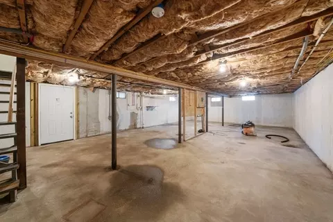 413 Pokross St, Fall River, MA 02724 photo 20