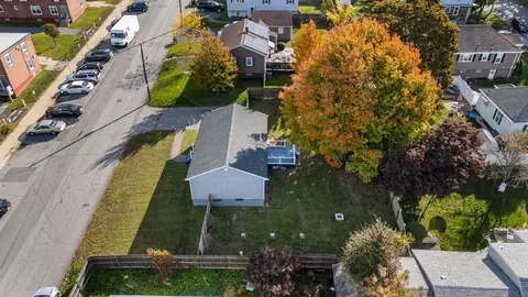 413 Pokross St, Fall River, MA 02724 photo 33