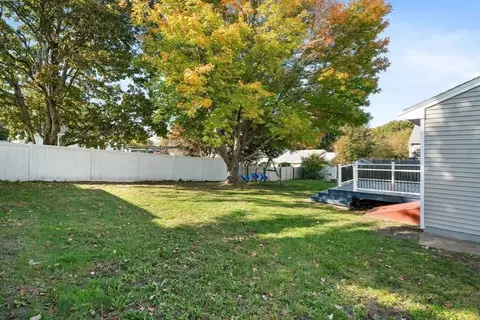 413 Pokross St, Fall River, MA 02724 photo 23