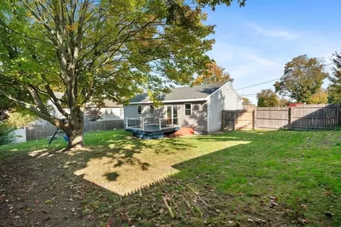 413 Pokross St, Fall River, MA 02724 photo 24