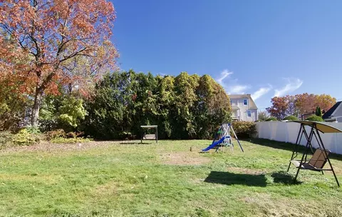 Exterior - 23 Clement St, Springfield, MA 01118 photo 4 of 8