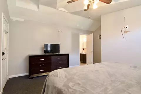 Bedroom - 23 Clement St, Springfield, MA 01118 photo 3 of 15