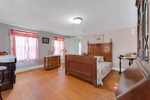 114 Summer St, Maynard, MA 01754 photo 3
