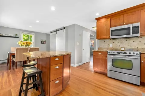 6 Crestline Cir, Danvers, MA 01923 photo 13