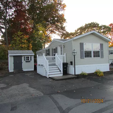 7 Stella Dr, Weymouth, MA 02188