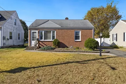74 Derryfield Ave, Springfield, MA 01118