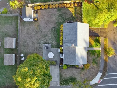 View/Area - 2 Morningside Dr, Danvers, MA 01923 photo 2 of 2