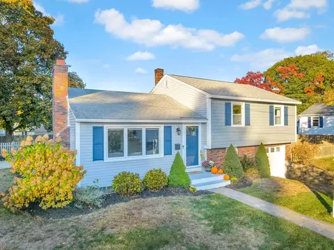 2 Morningside Dr, Danvers, MA 01923