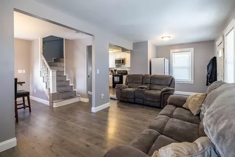 458 King St, Fall River, MA 02724 photo 7