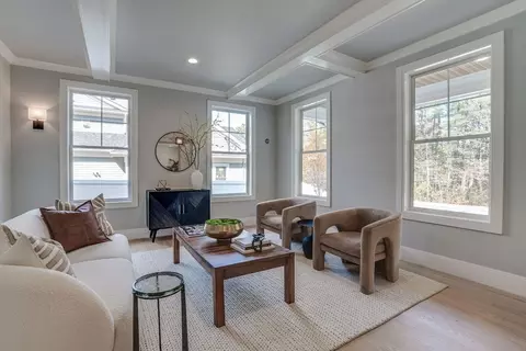 565 Greendale Ave, Needham, MA 02492 photo 5
