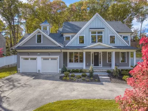 565 Greendale Ave, Needham, MA 02492