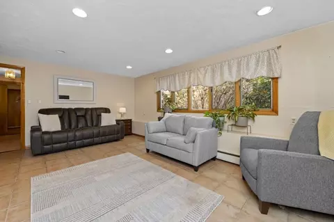 6 Clover Cir, Reading, MA 01867 photo 25