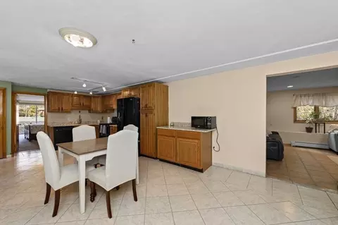 6 Clover Cir, Reading, MA 01867 photo 29