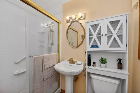 6 Clover Cir, Reading, MA 01867 photo 19