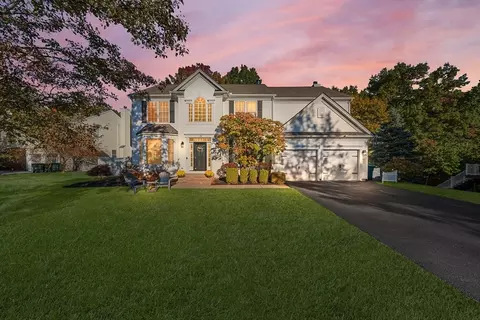 148 Palomino Dr, North Andover, MA 01845