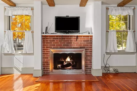 46 Stone St, Beverly, MA 01915 photo 8
