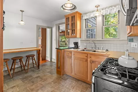 46 Stone St, Beverly, MA 01915 photo 13