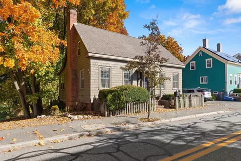 46 Stone St, Beverly, MA 01915 photo 3