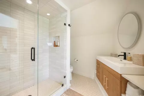 134 Shore Dr W, Mashpee, MA 02649 photo 41