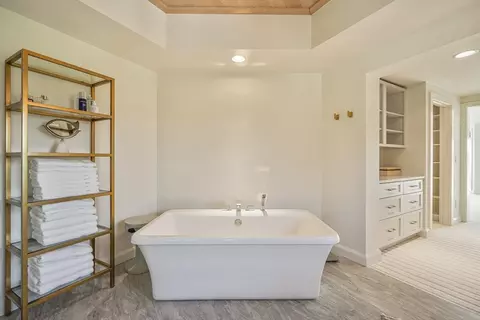 134 Shore Dr W, Mashpee, MA 02649 photo 24