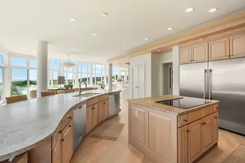 134 Shore Dr W, Mashpee, MA 02649 photo 16