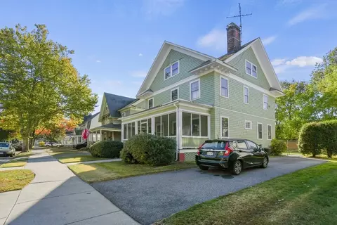 27 Westernview St, Springfield, MA 01108 photo 2