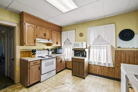 27 Westernview St, Springfield, MA 01108 photo 9