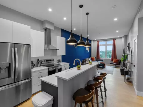 60 Cross St E #311, Somerville, MA 02145