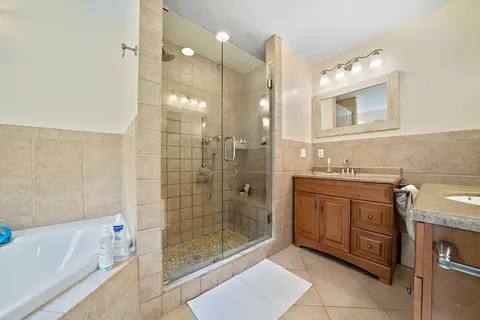 36 Everett St, Norfolk, MA 02056 photo 14