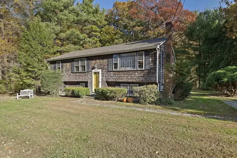 211 Silver St, Hanover, MA 02339
