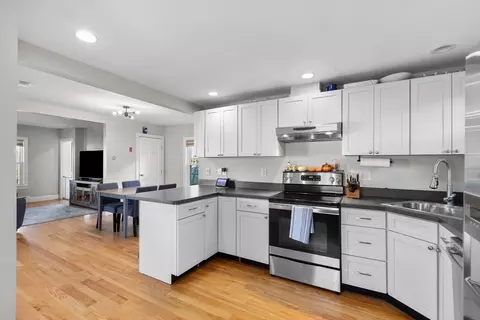 8 Elm St, Reading, MA 01867 photo 12