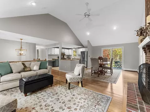 201 Stone School Rd, Sutton, MA 01590 photo 14