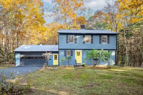 2 Judd Ln, Williamsburg, MA 01096