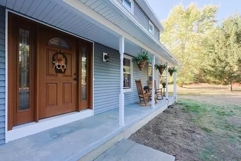 Exterior - 165 W River St, Upton, MA 01568 photo 3 of 10