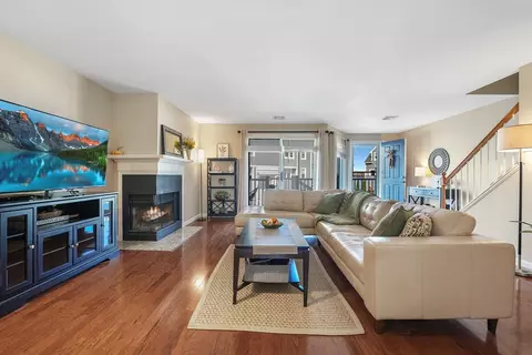 700 Shore Dr #204, Fall River, MA 02721 photo 9