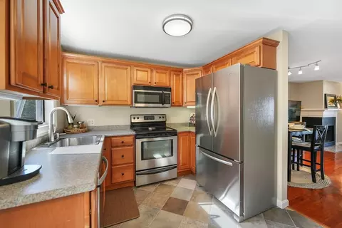 700 Shore Dr #204, Fall River, MA 02721 photo 14