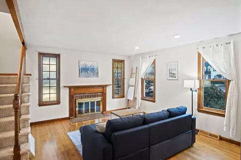 408 Wellman Ave #408, Chelmsford, MA 01863
