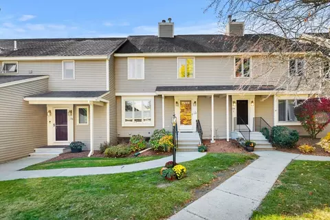 235 Brickett Hill Cir #235, Haverhill, MA 01830