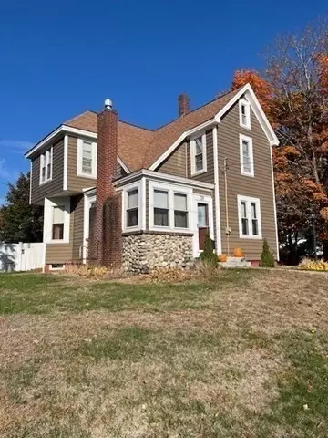 28 Nashua St, Ayer, MA 01432