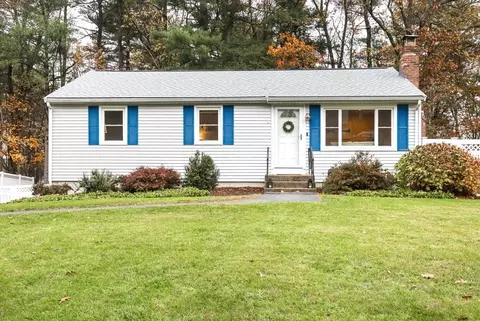79 Ivy Ln, Whitinsville, MA 01588