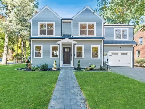 1769 Commonwealth Ave, Newton, MA 02466
