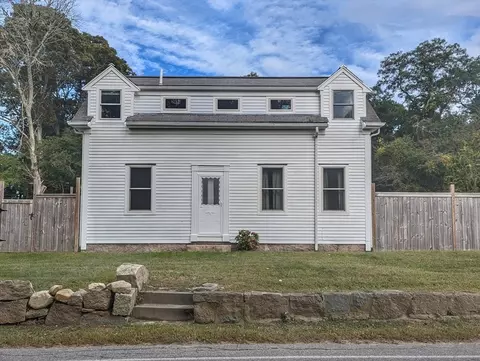 106 Great Neck Rd, Wareham, MA 02571 photo 2