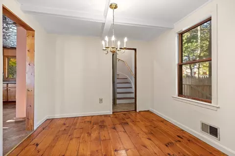 9 Doane Ave, Beverly, MA 01915 photo 5