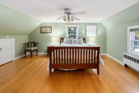 Bedroom - 18 Morrison Rd W, Wakefield, MA 01880 photo 2 of 9