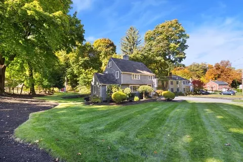 Exterior - 18 Morrison Rd W, Wakefield, MA 01880 photo 3 of 8
